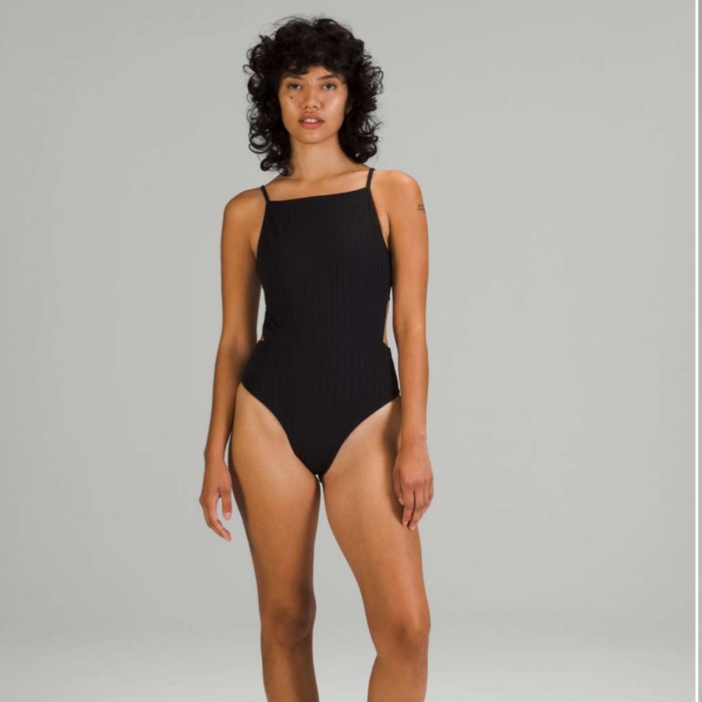 Lululemon ribbed high neck cross back one piece swimsuit